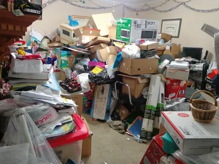 What are Hoarders Clean Up Services and Why Professional Hoarders Cleaning Matters?
